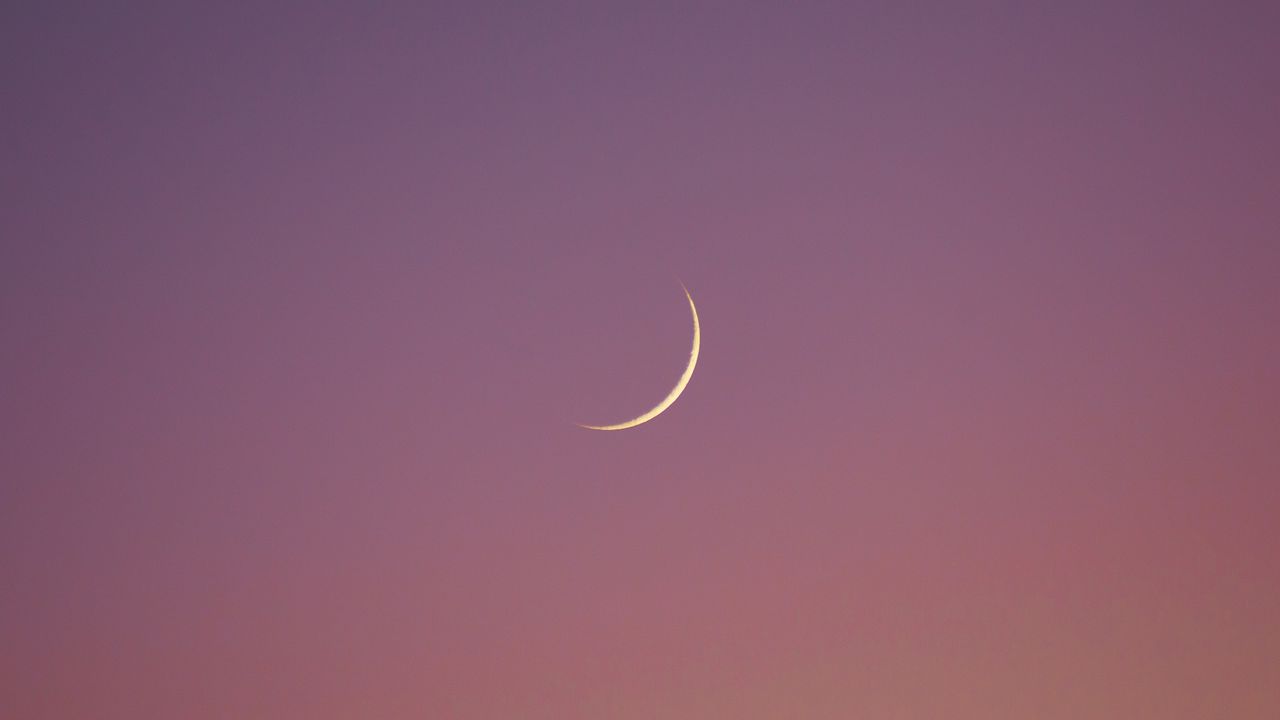 Wallpaper moon, sky, minimalism, dusk, purple