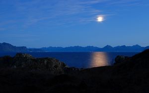 Preview wallpaper moon, sky, mountains, horizon