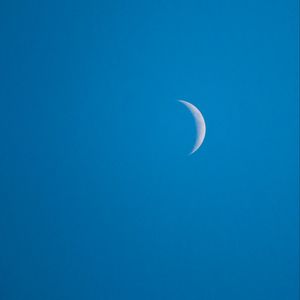Preview wallpaper moon, sky, night, blue
