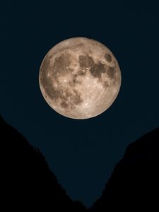 Preview wallpaper moon, slope, night