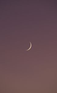 Preview wallpaper moon, sunset, sky, gradient, minimalism
