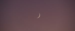 Preview wallpaper moon, sunset, sky, gradient, minimalism