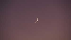 Preview wallpaper moon, sunset, sky, gradient, minimalism