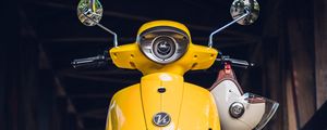Preview wallpaper moped, scooter, helmet, yellow, front view