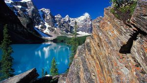 Preview wallpaper moraine lake, canada, lake, virgin nature, rocks, rock, blue