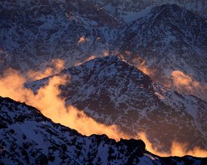 Preview wallpaper morocco, mountains, tops, snow, fog