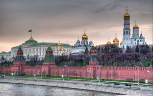 Preview wallpaper moscow, kremlin, kremlin wall, promenade, church, temple, capital