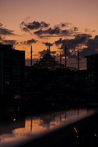 Preview wallpaper mosque, building, twilight, silhouettes, dark