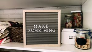 Preview wallpaper motivation, inscription, frame