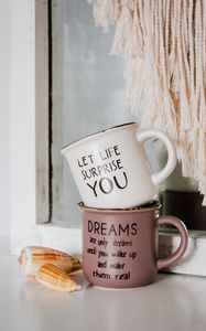 Preview wallpaper motivation, words, phrases, mugs, shells