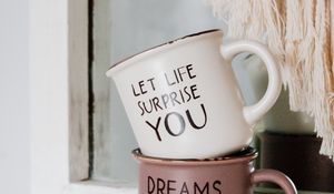 Preview wallpaper motivation, words, phrases, mugs, shells