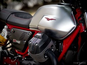Preview wallpaper moto guzzi, motorcycle, red, bike