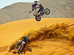 Preview wallpaper motocross, desert, motorcycle, sand