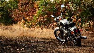 Preview wallpaper motorcycle, autumn, vehicle