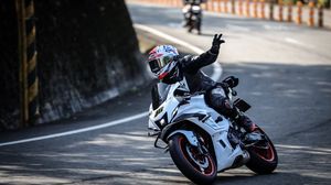 Preview wallpaper motorcycle, bike, biker, motorcyclist, tilt, blur