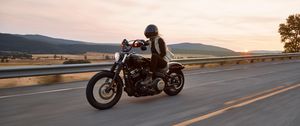 Preview wallpaper motorcycle, bike, biker, road, speed