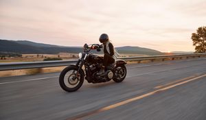 Preview wallpaper motorcycle, bike, biker, road, speed