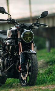 Preview wallpaper motorcycle, bike, black, headlight, front view, moto