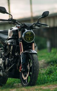 Preview wallpaper motorcycle, bike, black, headlight, front view, moto