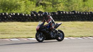 Preview wallpaper motorcycle, bike, black, motorcyclist, speed, race