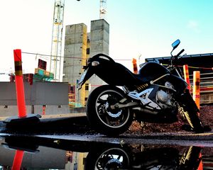 Preview wallpaper motorcycle, bike, black, reflection, water, constructing