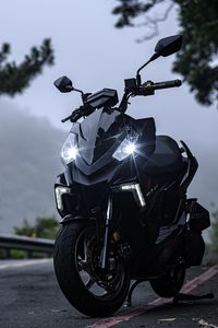 Preview wallpaper motorcycle, bike, black, headlights, light