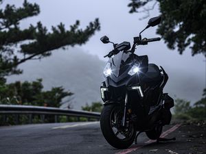 Preview wallpaper motorcycle, bike, black, headlights, light