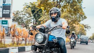 Preview wallpaper motorcycle, bike, blue, motorcyclist, speed, road