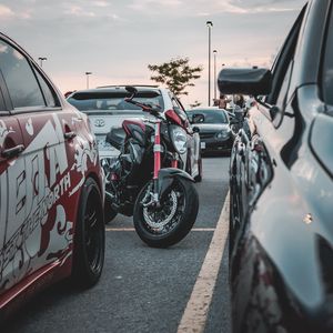 Preview wallpaper motorcycle, bike, cars, parking