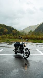 Preview wallpaper motorcycle, bike, chopper, asphalt, wet