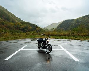 Preview wallpaper motorcycle, bike, chopper, asphalt, wet