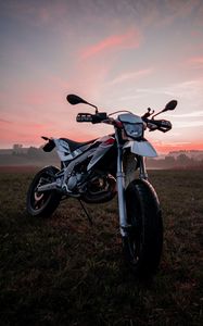Preview wallpaper motorcycle, bike, field, sunset