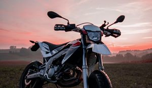 Preview wallpaper motorcycle, bike, field, sunset