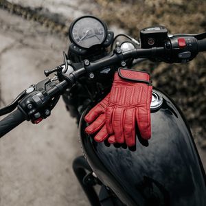 Preview wallpaper motorcycle, bike, gloves