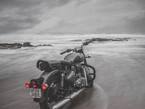 Preview wallpaper motorcycle, bike, gray, beach, sea