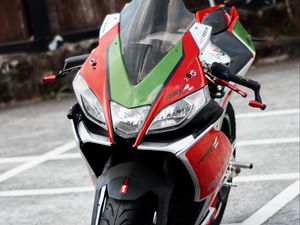 Preview wallpaper motorcycle, bike, green, red, parking, moto
