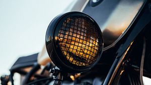 Preview wallpaper motorcycle, bike, headlight, optics, closeup