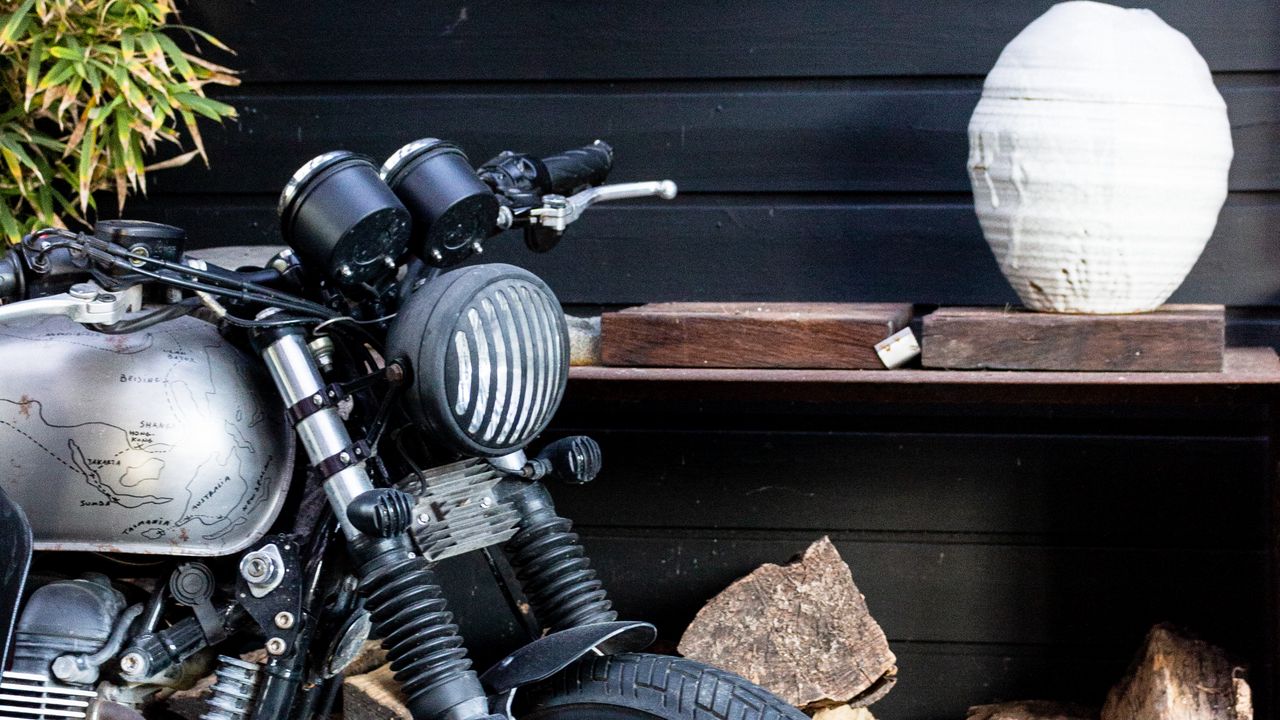Wallpaper motorcycle, bike, headlight, garage