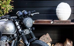 Preview wallpaper motorcycle, bike, headlight, garage