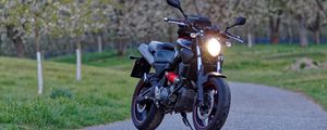 Preview wallpaper motorcycle, bike, headlight, light, road