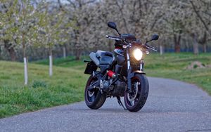 Preview wallpaper motorcycle, bike, headlight, light, road
