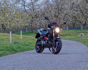 Preview wallpaper motorcycle, bike, headlight, light, road