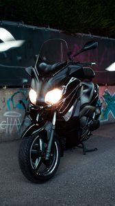Preview wallpaper motorcycle, bike, headlights, glow, black