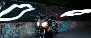 Preview wallpaper motorcycle, bike, headlights, glow, black