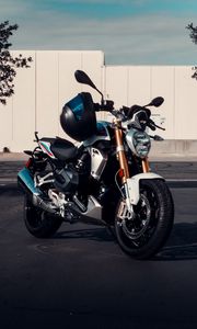 Preview wallpaper motorcycle, bike, helmet, gray, black