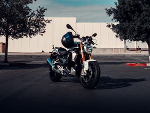 Preview wallpaper motorcycle, bike, helmet, gray, black