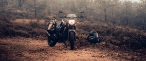 Preview wallpaper motorcycle, bike, helmet, black, nature