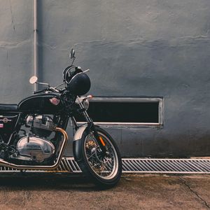 Preview wallpaper motorcycle, bike, helmet, black, side view