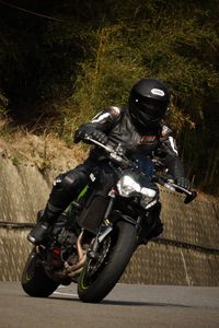 Preview wallpaper motorcycle, bike, helmet, motorcyclist, black