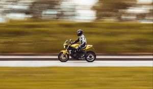 Preview wallpaper motorcycle, bike, motorcyclist, speed, movement